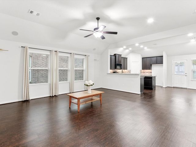 23827 Pennington Hills Drive, Spring, TX 77389