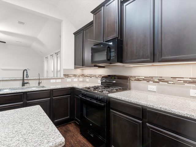 23827 Pennington Hills Drive, Spring, TX 77389