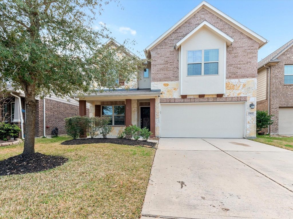 23827 Pennington Hills Drive, Spring, TX 77389