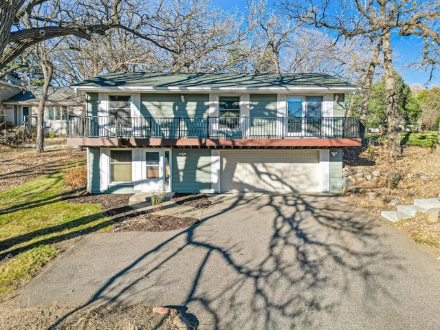 4728 W 70th Street, Edina, MN 55435