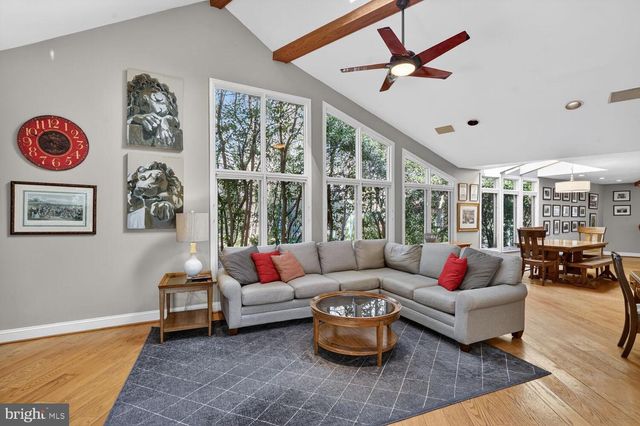 3201 TENNYSON ST NW, Washington, DC 20015