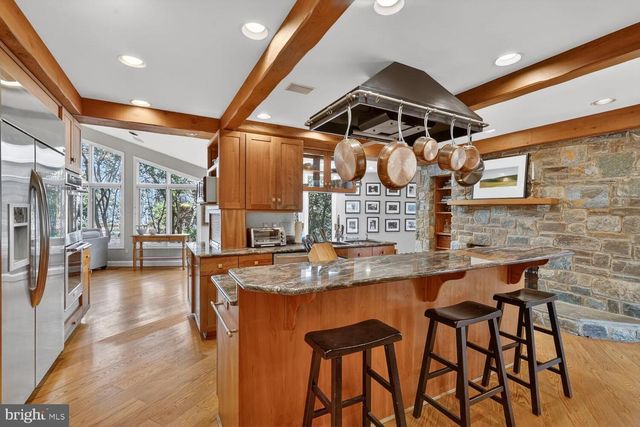 3201 TENNYSON ST NW, Washington, DC 20015