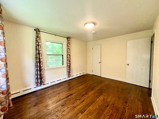 1 Edward Avenue, Enfield, CT 06082