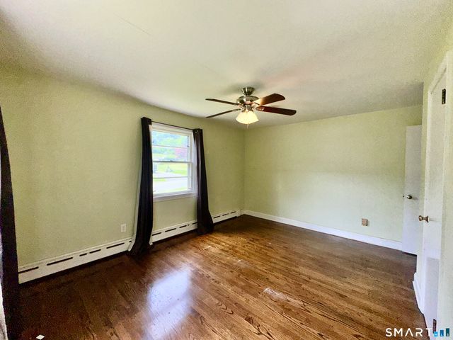 1 Edward Avenue, Enfield, CT 06082