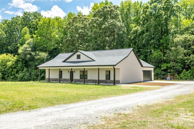 1643 Beamguard Road, Clover, SC 29710