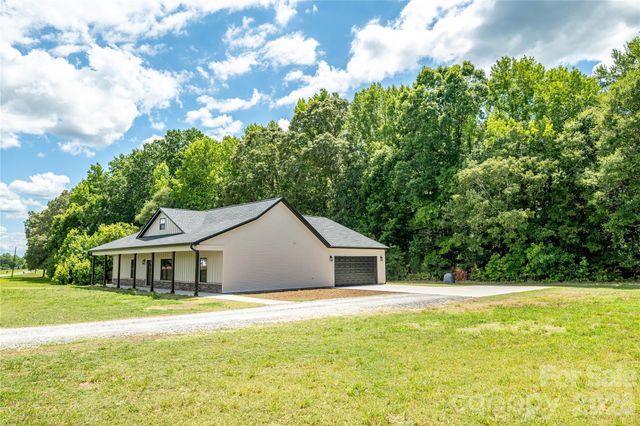 1643 Beamguard Road, Clover, SC 29710