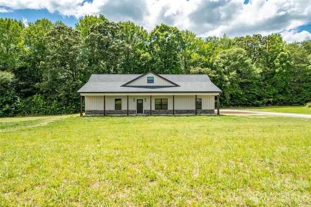 1643 Beamguard Road, Clover, SC 29710