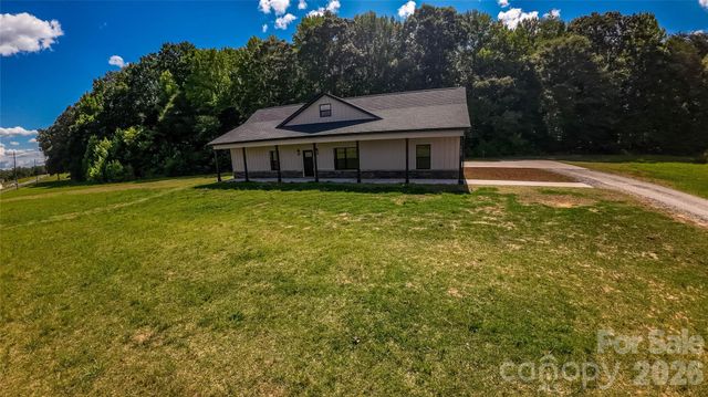 1643 Beamguard Road, Clover, SC 29710