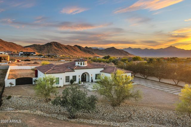 3923 W FOX Road, Laveen, AZ 85339