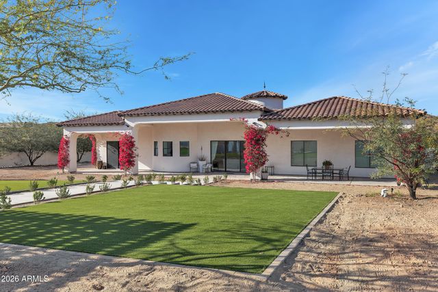 3923 W FOX Road, Laveen, AZ 85339