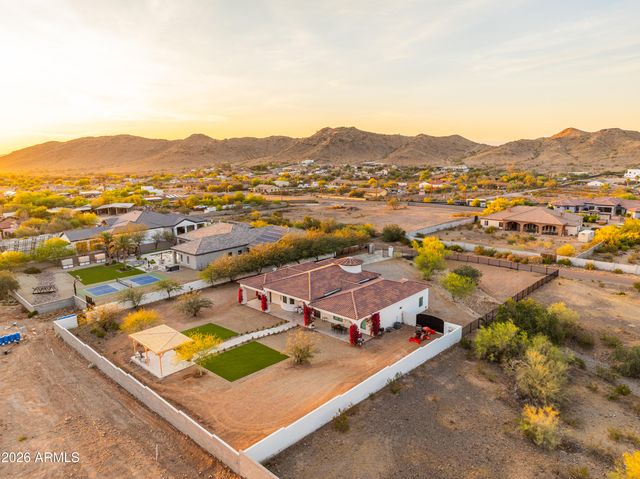 3923 W FOX Road, Laveen, AZ 85339