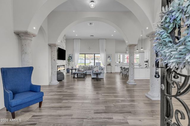 3923 W FOX Road, Laveen, AZ 85339