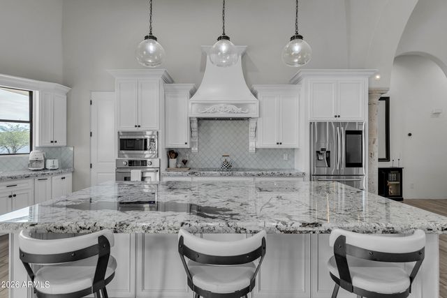 3923 W FOX Road, Laveen, AZ 85339