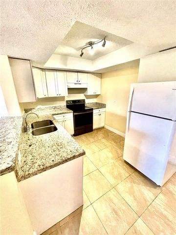 3690 N 56th Ave 921, Hollywood, FL 33021