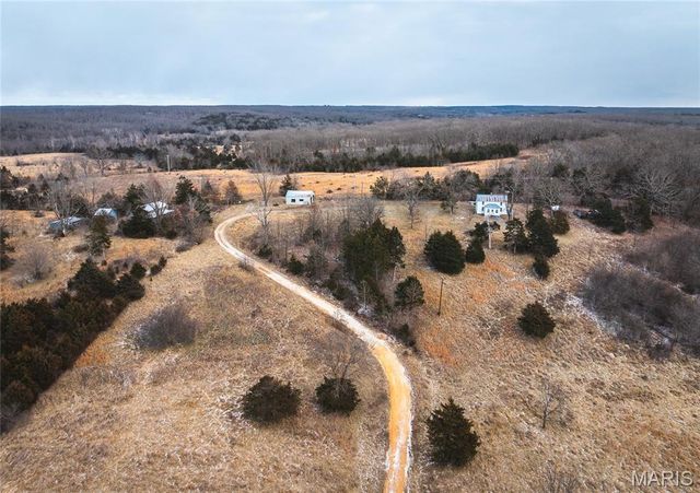 19090 State Route B, St James, MO 65559