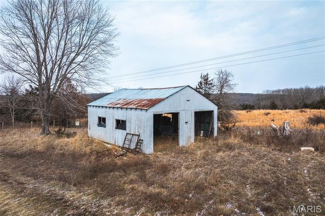 19090 State Route B, St James, MO 65559