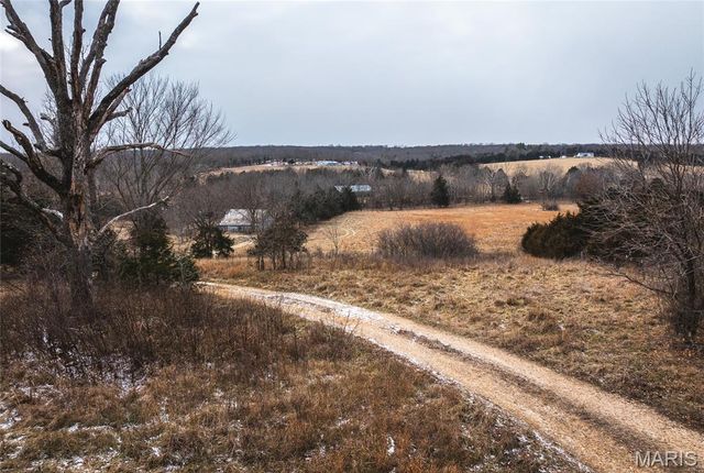 19090 State Route B, St James, MO 65559