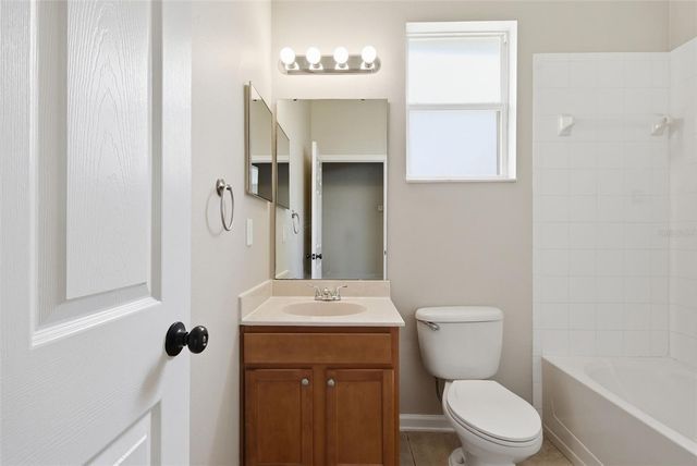 207 MANOR VIEW LANE, Deland, FL 32724