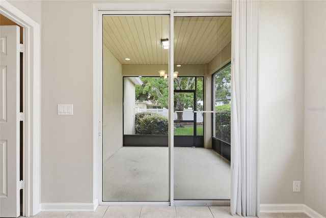 207 MANOR VIEW LANE, Deland, FL 32724