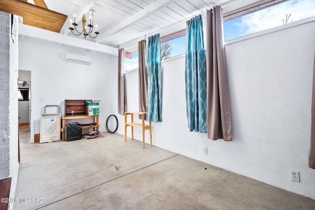 5763 E 19th Street, Tucson, AZ 85711