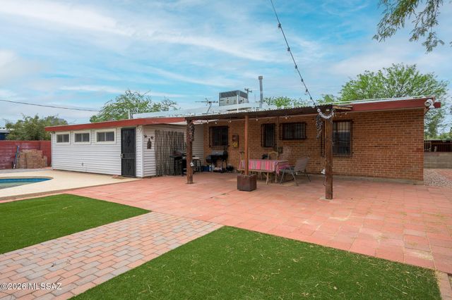 5763 E 19th Street, Tucson, AZ 85711