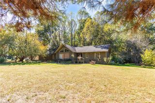 5905 Cedar Glen Road, Greensboro, NC 27410