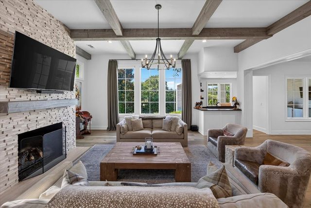 5417 Huntly Drive, Fort Worth, TX 76109