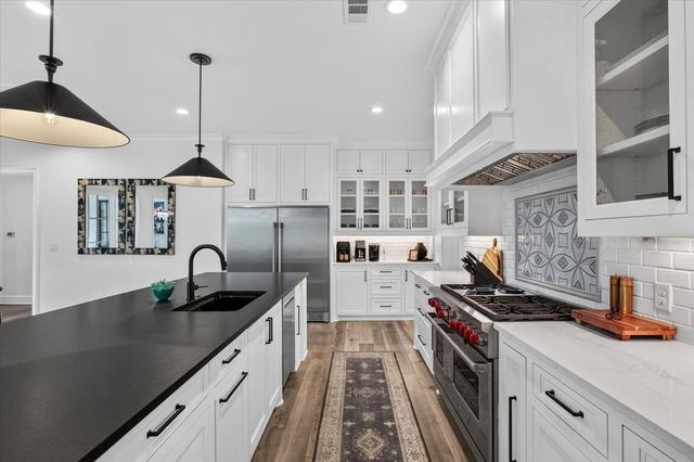 5417 Huntly Drive, Fort Worth, TX 76109