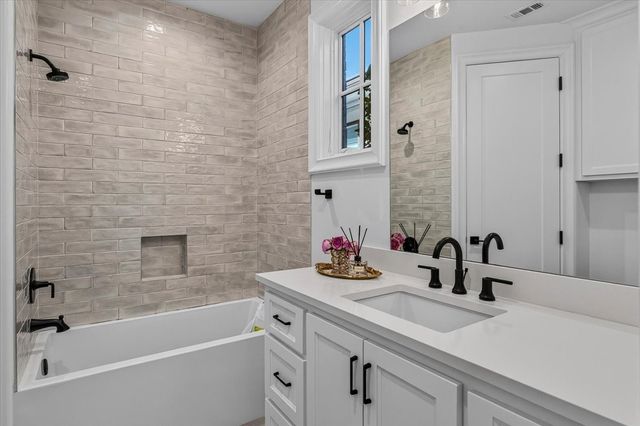 5417 Huntly Drive, Fort Worth, TX 76109