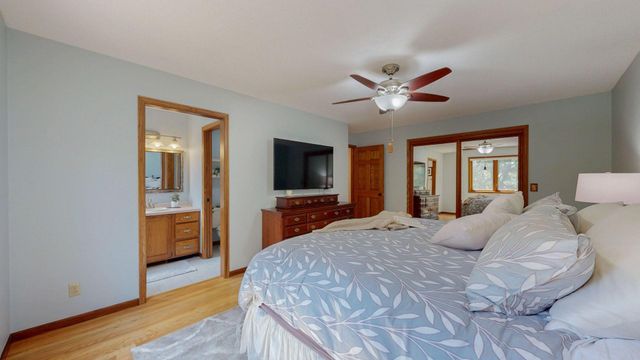 645 Farr Court, Eau Claire, WI 54701
