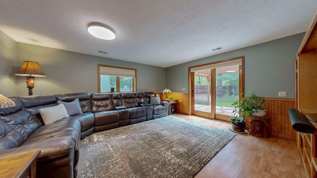 645 Farr Court, Eau Claire, WI 54701