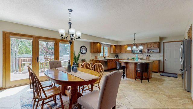 645 Farr Court, Eau Claire, WI 54701