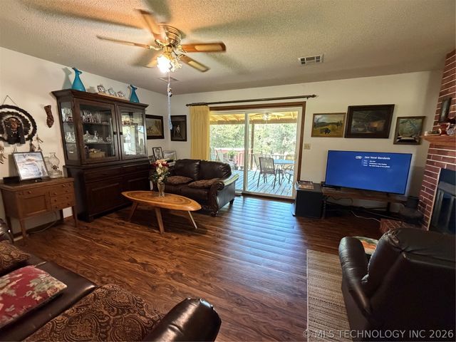 343 Timberline Drive, Stigler, OK 74462