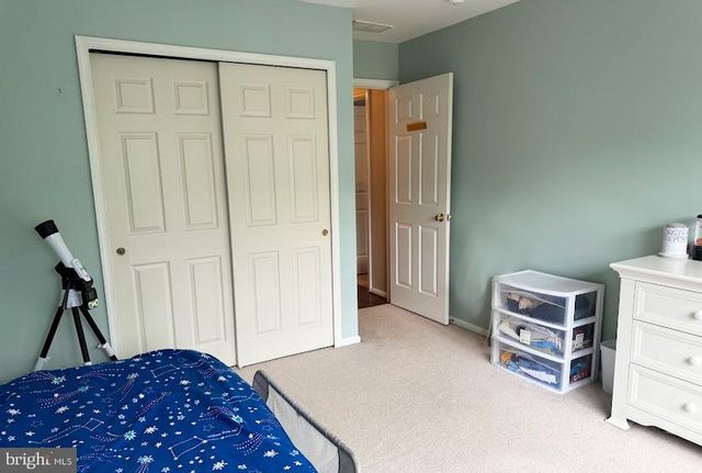 305 AMBERLEIGH DR, Pennington, NJ 08534