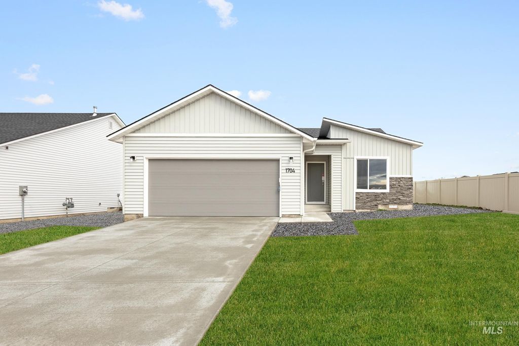 355 N Tideberry Ave, Kuna, ID 83634 photo 1