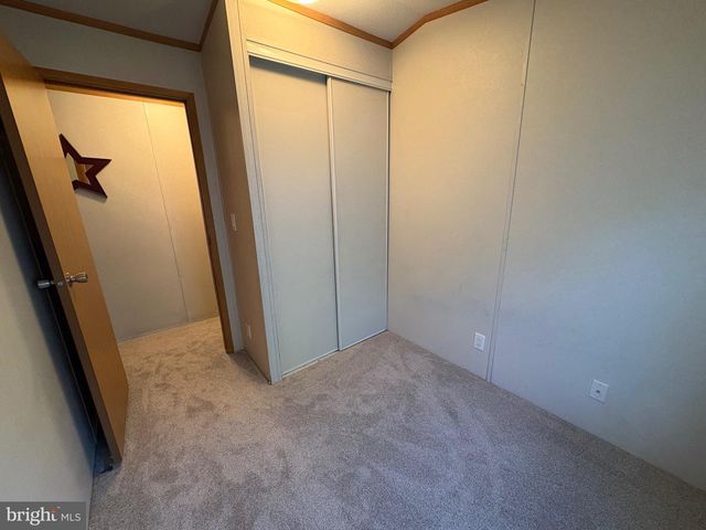 13 WOOD DR, Nottingham, PA 19362