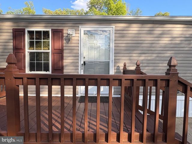 13 WOOD DR, Nottingham, PA 19362