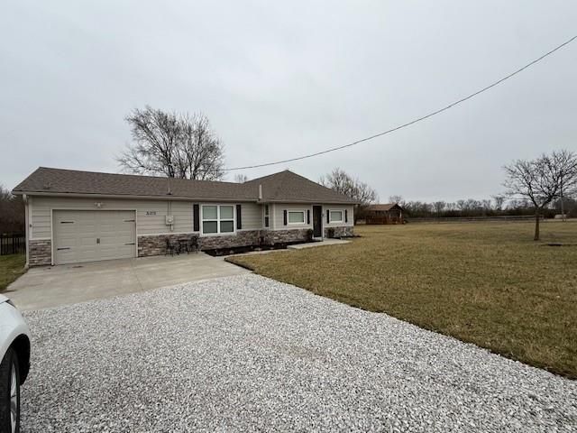 31375 Metcalf Road, Louisburg, KS 66053