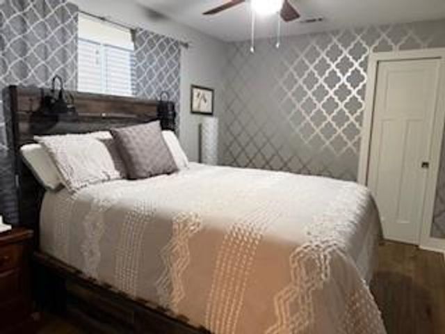 31375 Metcalf Road, Louisburg, KS 66053