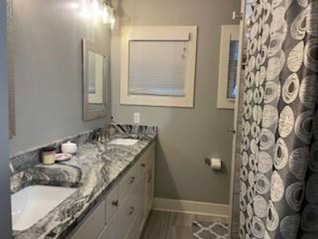 31375 Metcalf Road, Louisburg, KS 66053