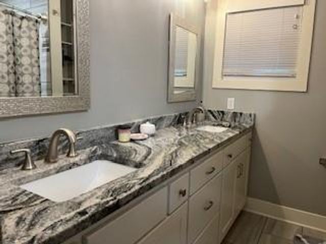 31375 Metcalf Road, Louisburg, KS 66053