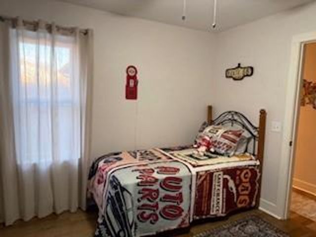 31375 Metcalf Road, Louisburg, KS 66053