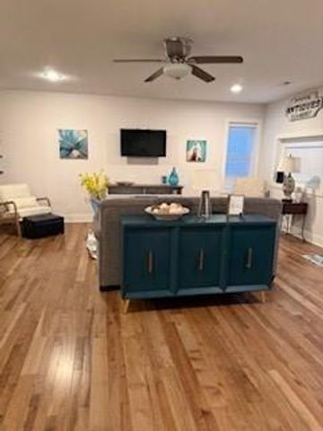 31375 Metcalf Road, Louisburg, KS 66053