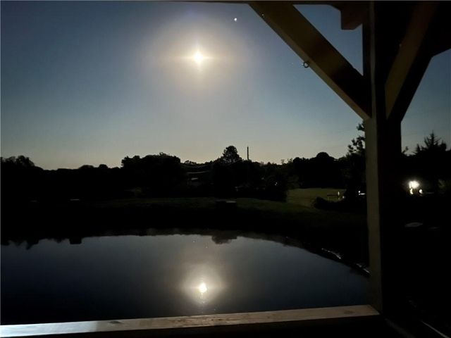 31375 Metcalf Road, Louisburg, KS 66053