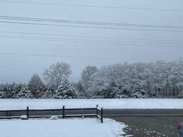 31375 Metcalf Road, Louisburg, KS 66053