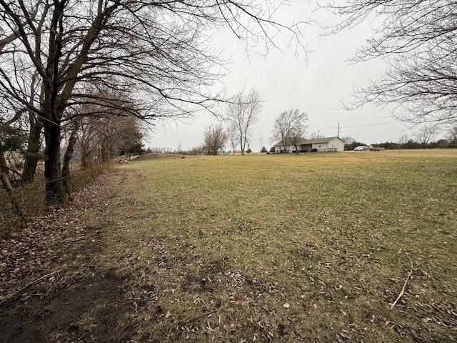 31375 Metcalf Road, Louisburg, KS 66053