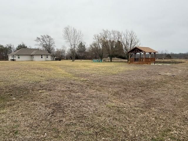 31375 Metcalf Road, Louisburg, KS 66053