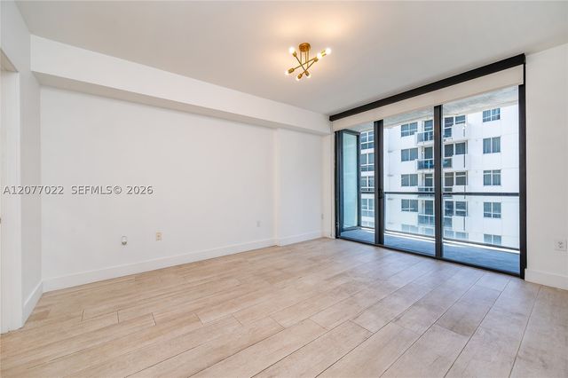201 SW 17th Rd 602, Miami, FL 33129