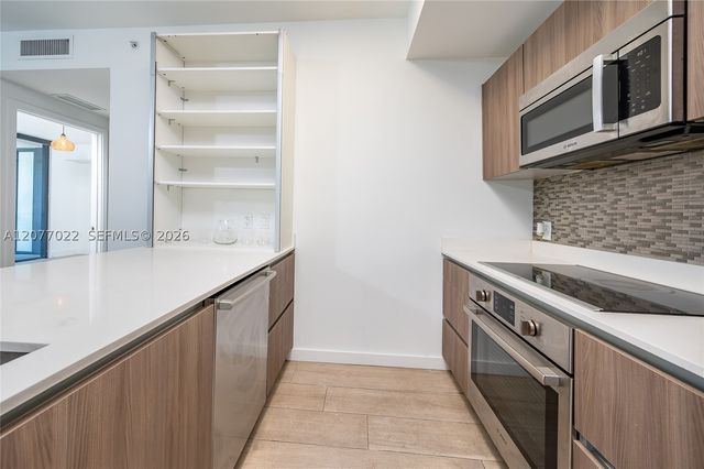 201 SW 17th Rd 602, Miami, FL 33129