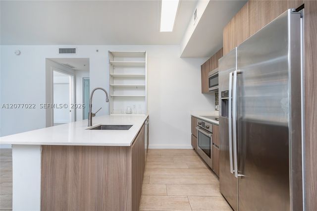 201 SW 17th Rd 602, Miami, FL 33129